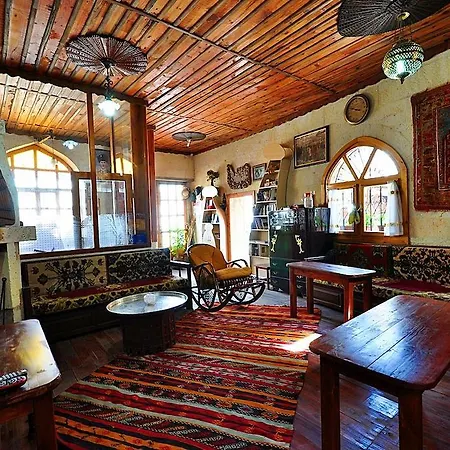 Guest house Tokmak 3*
