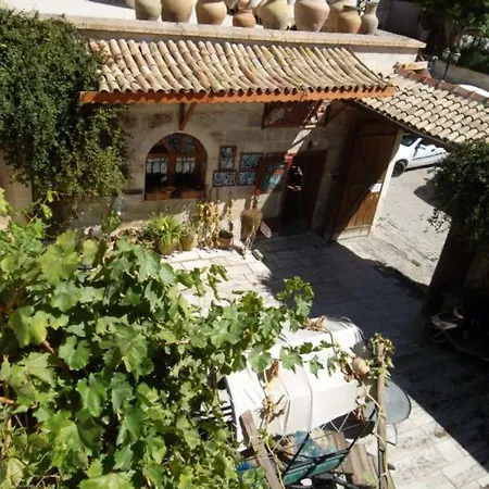 Tokmak Affittacamere