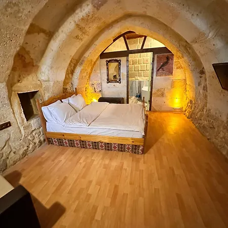 Tokmak Affittacamere 3*